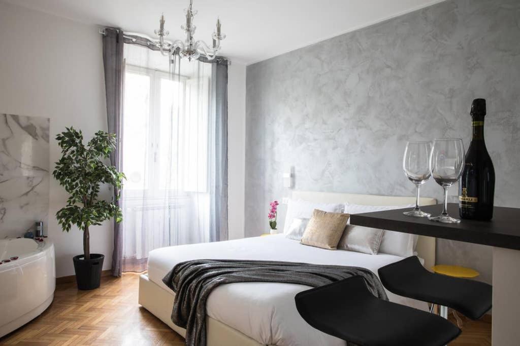 Silver Luxury Jacuzzi Suite Trastevere - Top Collection Рим Екстериор снимка